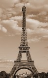 Fototapeta Boho - Eiffel Tower in Paris with sepia toned effect