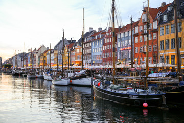 Wall Mural - Nyhavn in copenhagen