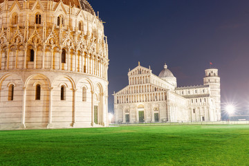 Wall Mural - Piazza dei miracoli and The leaning tower by night. Travel in Italy and Pisa concept