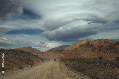 Fotografía Lenticular clouds over the mountains South America