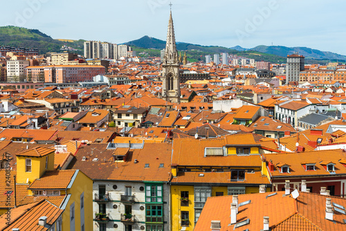 Fotografía Downtown of Bilbao city from Solokoetxe lookout point, Spain
