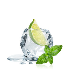 Poster -  Ice cubes with lime / ice cubes, lime and basil leaves isolated on white background