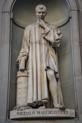 Wall Mural - Niccolo Machiavelli Sculpture, Galleria degli Uffici, Florence, Tuscany, Italy