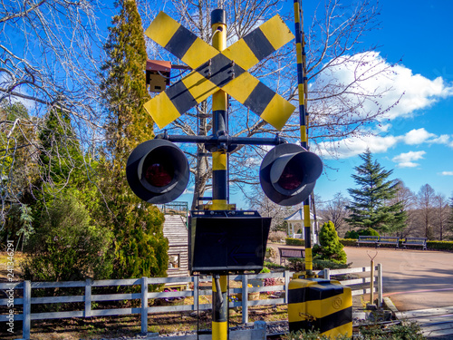 静岡県伊豆市 テーマパークの鉄道踏切 修善寺虹の郷 Stock 写真 Adobe Stock 静岡県伊豆市 テーマパークの鉄道踏切 修善寺虹の郷 Stock 写真 Adobe Stock
