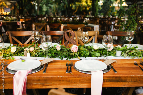 Table Setup Wedding Guest Table Reception Layout Vintage And