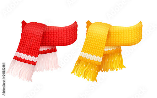 Cuadros en Lienzo Yellow and red knitted scarf, white woolen threads