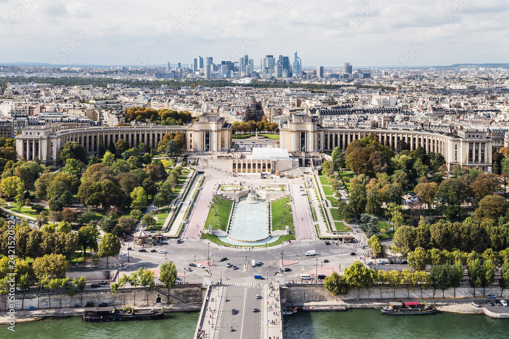 View of Paris cityscape from the Trocadero by the Eiffel Tower - obrazy, fototapety, plakaty 