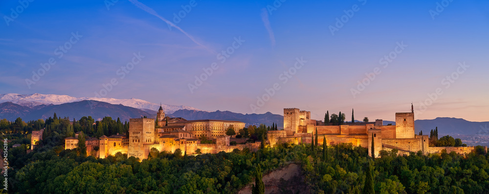 Alhambra sunset in Granada of Spain - obrazy, fototapety, plakaty 