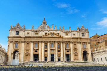 Wall Mural - Saint Peter's Basilica in Vatican