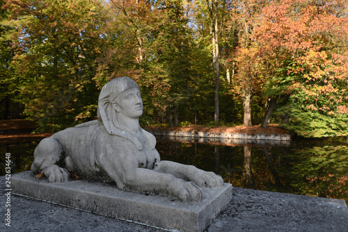 Foto skulptur im garten vom schloss nordkirchen