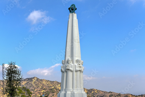 Fotografía Astronomer's Monument - Los Angeles, California