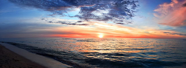 Wall Mural - Sunset on the beach panorama