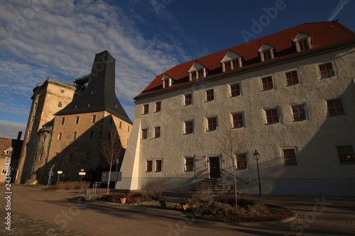 Foto Bad Dürrenberg; Borlachturm, Museum und Altes Salzamt direkt an der Saale