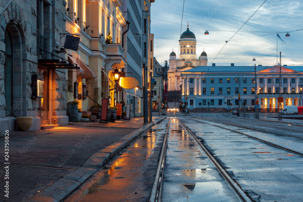 Obraz na płótnie View of Helsinki, Finland after the rain in the early spring morning w salonie