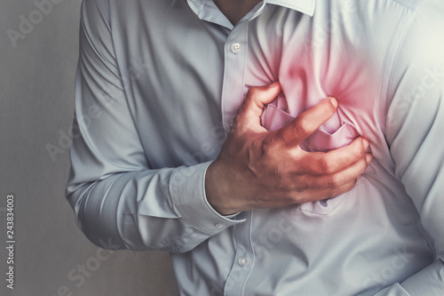 Fotografía people chest pain from heart attack. healthcare concept