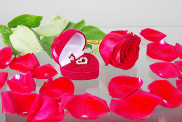 Wall Mural - Valentine's gift. Rose, petals and jewelry box