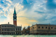 Plaza San Marcos, Venecia, Italia. Vista del Palacio Ducal desde la laguna.