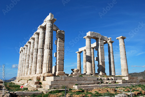 Foto The Temple of Poseidon at Cape Sounion, Greece