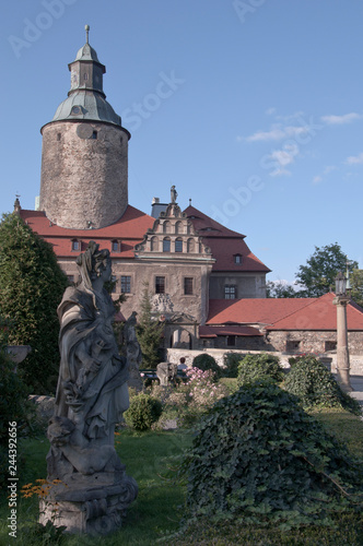 Zamek Czocha : Zamek Czocha The Polish Harry Potter Castle My Traveling Joys - Zamek czocha | the medieval zamek czocha (czocha castle) towering over the leśniańskie lake is one of the most beautiful architectural gems of lower silesia which functions mainly as a hotel and.