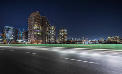 Canvas Print - empty highway at night