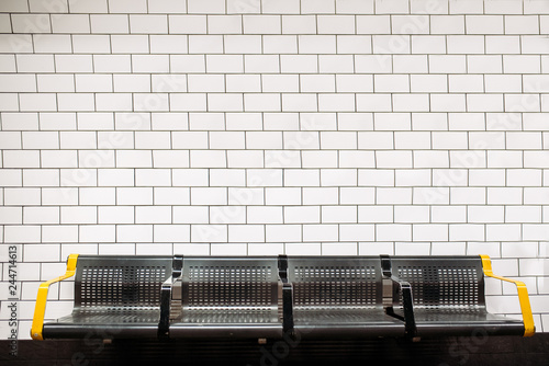 Fotomural London underground tube train station