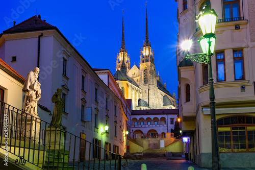 View of the St, Peter and Paul Cathedral in Brno, Czech Republic under blue twil Fototapete