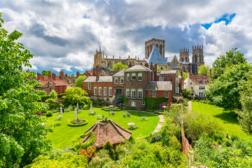 Wall Mural - York, England, United Kingdom: York Minster, cathedral of York, England, one of the largest of its kind in Northern Europe seen from the city walls