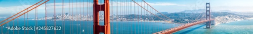 Photo Golden Gate Bridge panorama with San Francisco skyline in summer, California, US