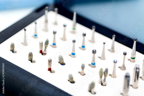 Fotografía Dental nozzles or drill heads for the drill in a box