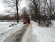 © 8EV8 - snow removal with a tractor, cleaning the tracks