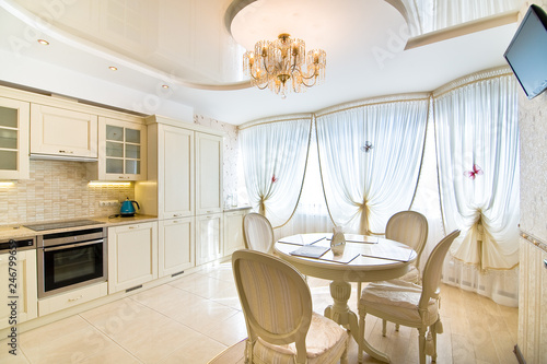Luxury Kitchen Classic Italian Style White Wooden Panel