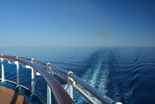 Rear View Ship's Wake Free Stock Photo - Public Domain Pictures