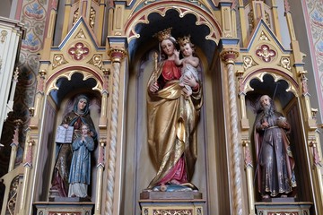 Wall Mural - Altar of Our Lady in the church church of Saint Matthew in Stitar, Croatia