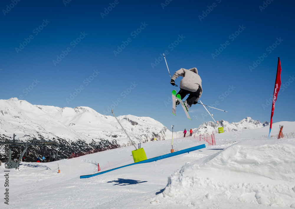 Obraz na płótnie Ski jump in Pas de la Casa, Grandvalira, Andorra. Extrema winter sports w salonie