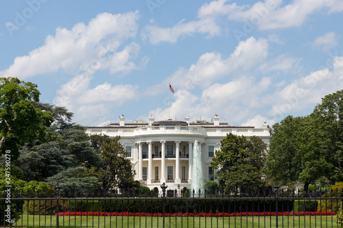 Das Weisse Haus Washington Dc Usa Buy This Stock Photo And