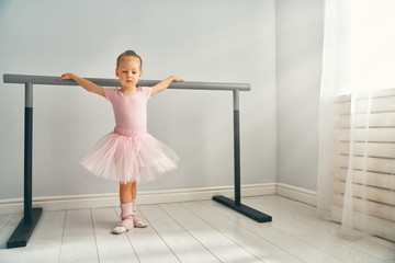 Canvas Print - girl is studying ballet.