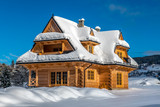 Fototapeta  - Tradycyjny góralski dom z drewna