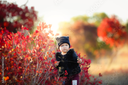 Our Lives Are In Danger Mother With >> Mother And Child Walking To Home Their Family Lives In The Forest Our Lives Are In Danger Mother With >> Mother And Child Walking To Home Their Family Lives In The Forest