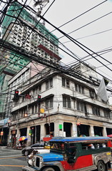 Naklejka na meble Gigantic mess of electric cables-Q.Paredes and Dasmariñas streets crossing. Manila-Philippines-0988
