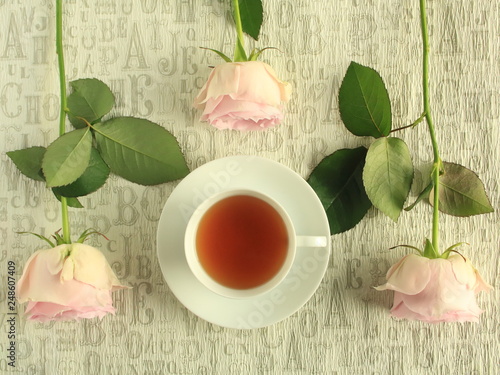 紅茶とピンクのバラ おしゃれスナップ Stock Photo Adobe Stock