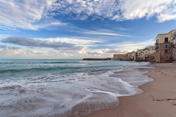 Wall Mural - Cefalu at sunrise, Sicily, Italy - Mediterranean Sea (Tyrrhenian Sea)