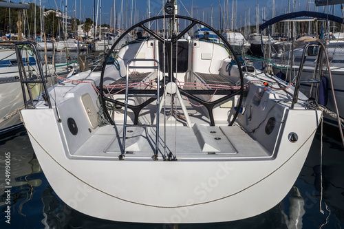 Fotografía Sailing boat helm