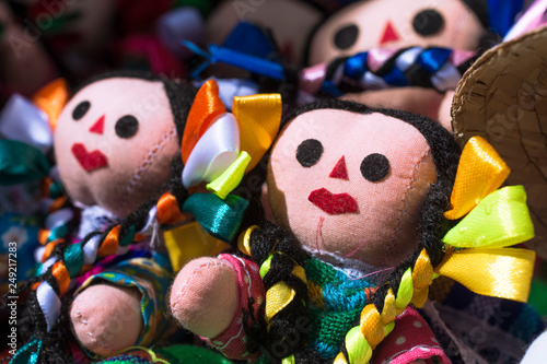En el mercado popular hay muchas muñecas María hechas de trapo de Michoacán. - Buy this stock photo and explore similar images at Adobe Stock | Adobe Stock