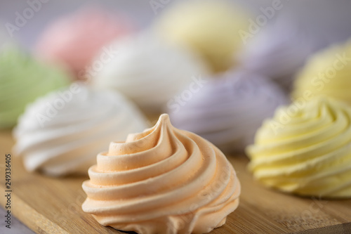 Fotomural colorful amazing meringues cookies