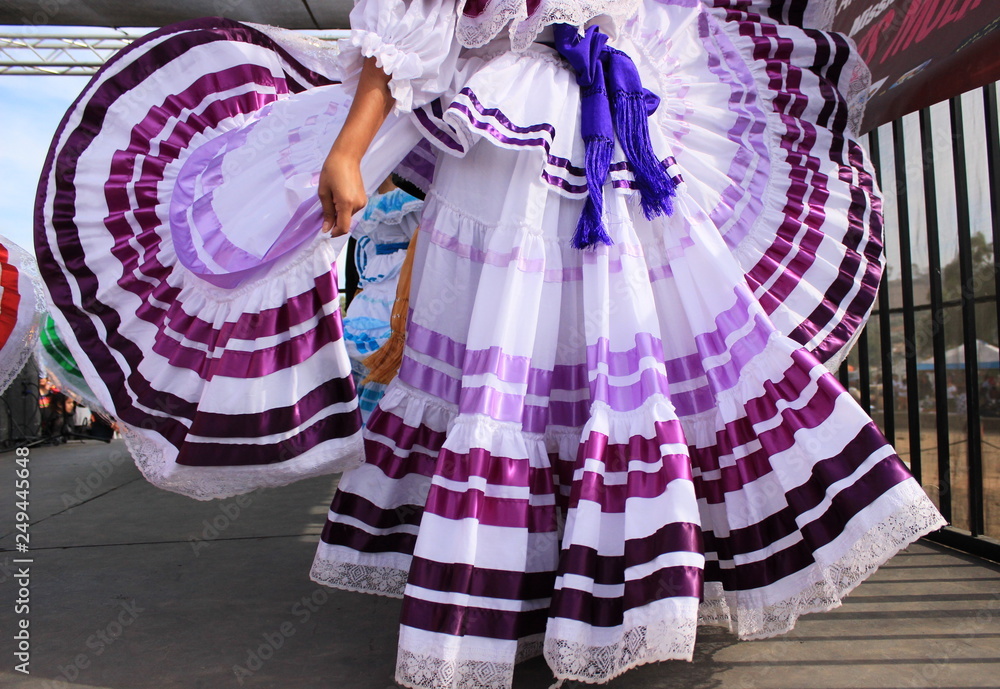 Purple mexican dress hotsell