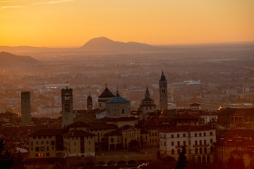 Wall Mural - bergamo at dawn