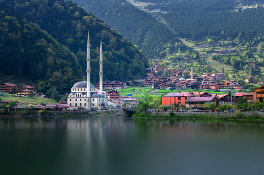Wall Mural -  - Mosque on the mountain lake Uzungol, Trabzon, Turkey