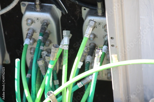 Fotografía internet and cable coax cables replaced by glass fiber to speed up connection in