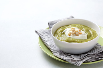 Poster - green soup with pine nuts