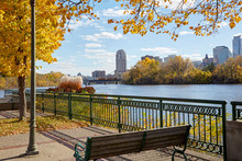 Mississippi River Running Through Minneapolis Minnesota On A Beautiful Fall Day